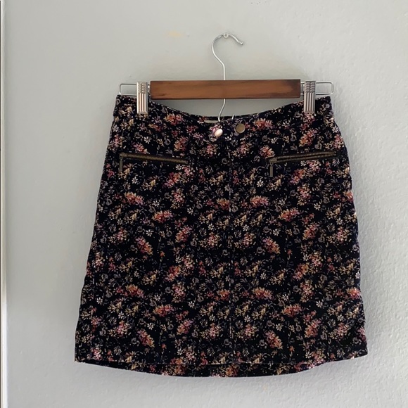 Mossimo Supply Co. Dresses & Skirts - Velveteen flower patterned skirt